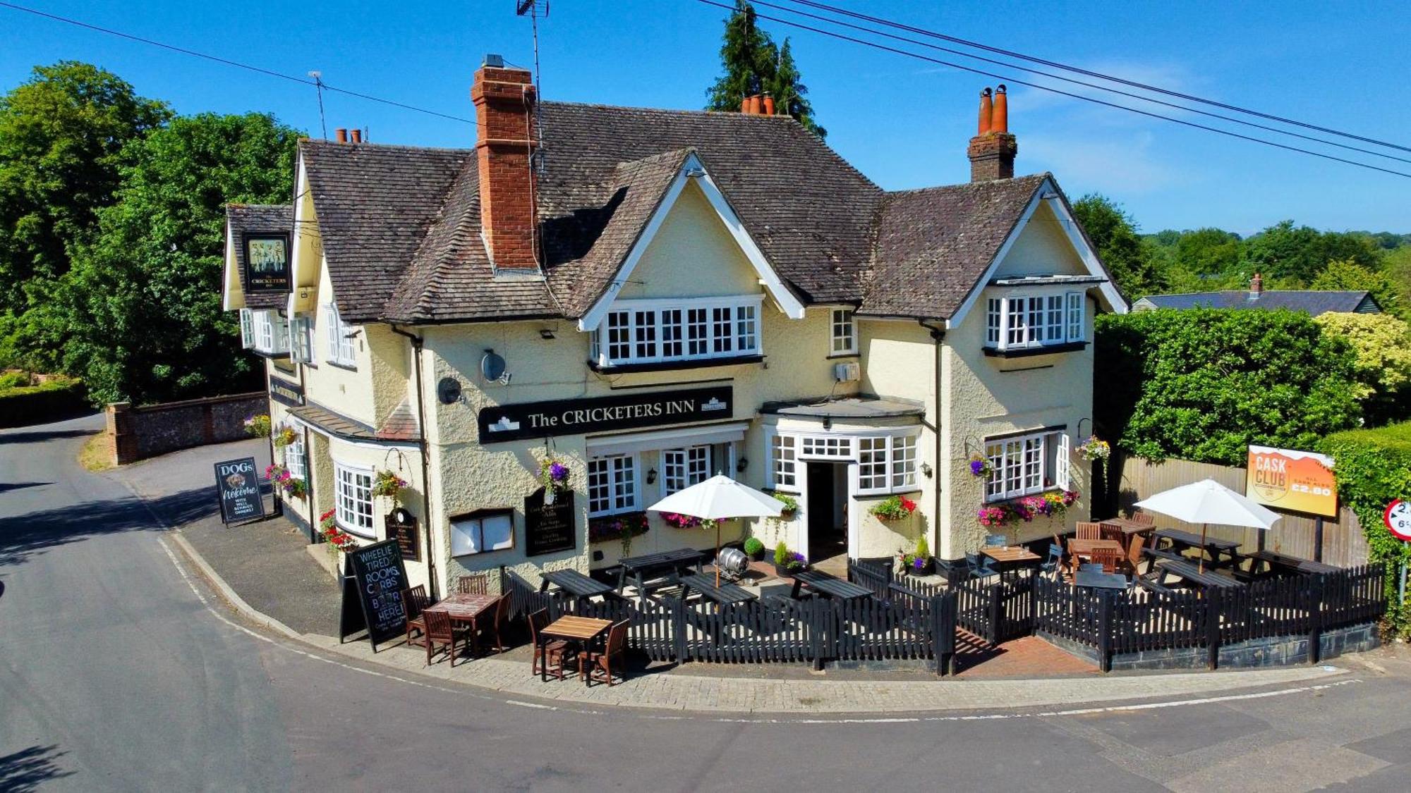 The Cricketers Inn Winchester Exterior photo